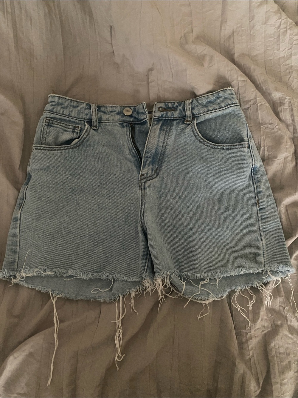 PacSun Light Wash Raw-Hem Denim Shorts